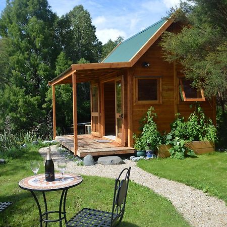 Sunrise Cabin At First Light Rangihaeata Retreat Такака Экстерьер фото
